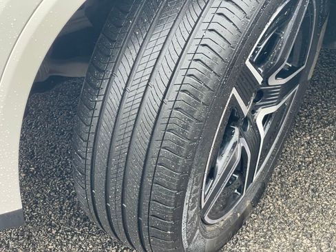 Used 2025 Mercedes-Benz GLC 300 GLC 300 image 37