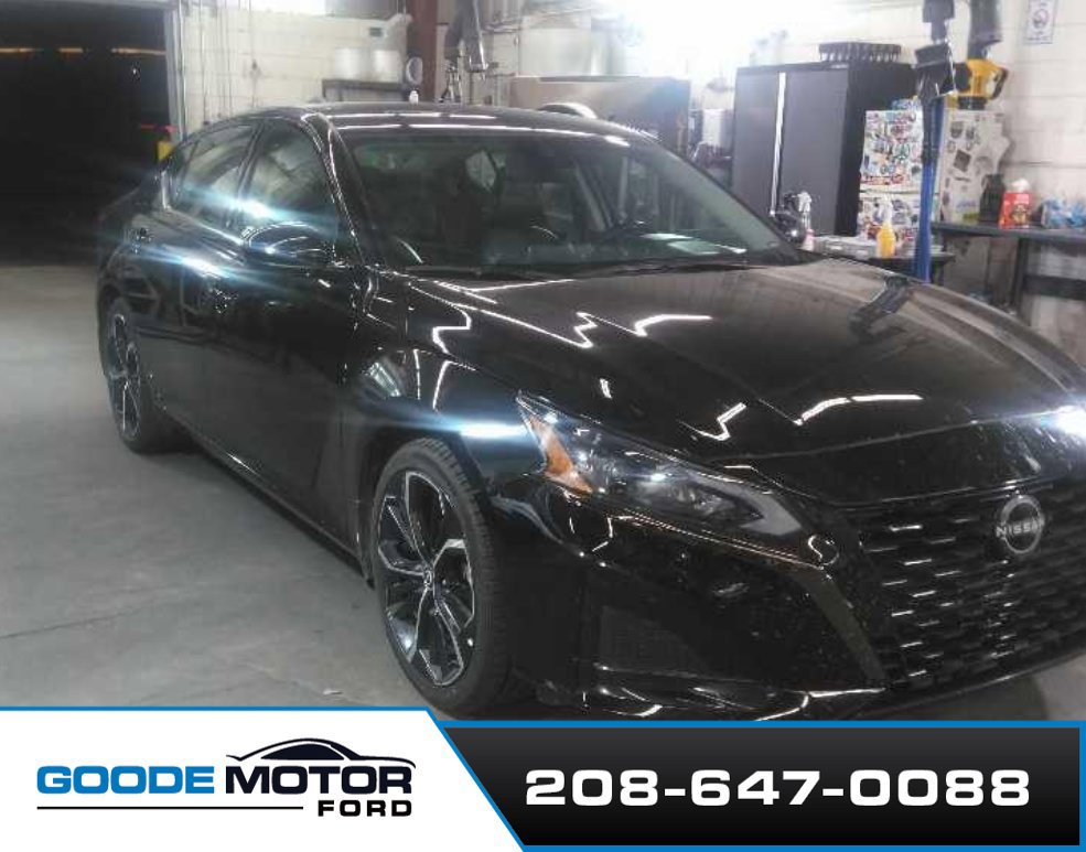 Used 2025 Nissan Altima 2.5 SR FWD image 1