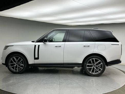 New 2026 Land Rover Range Rover SE image 10