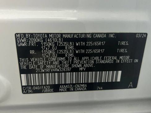 Used 2024 Toyota RAV4 XLE FWD image 33