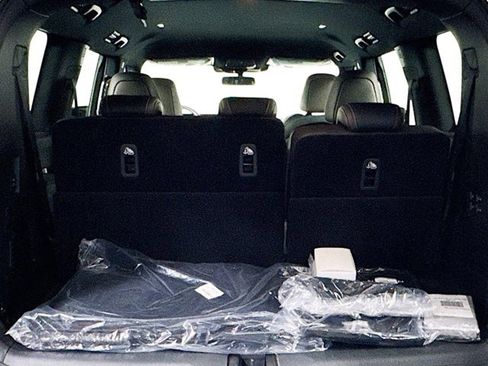 New 2026 Nissan Armada SL w/ Captain's Chari Seat Package image 23