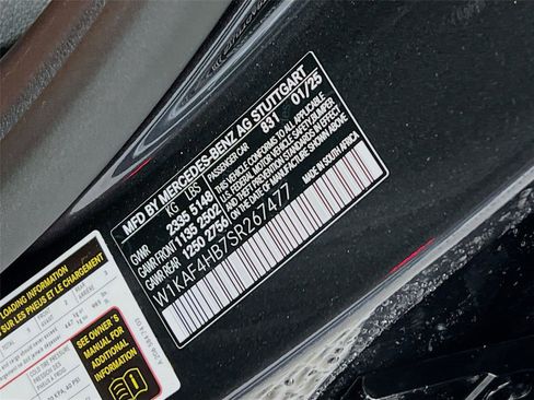 Used 2025 Mercedes-Benz C 300 4MATIC Sedan image 24