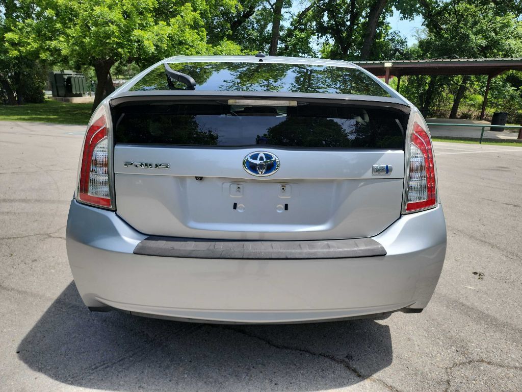 Used 2012 Toyota Prius Three w/ Solar Roof Pkg FWD image 6