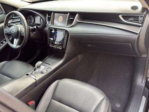 Used 2019 INFINITI QX50 Pure image 34