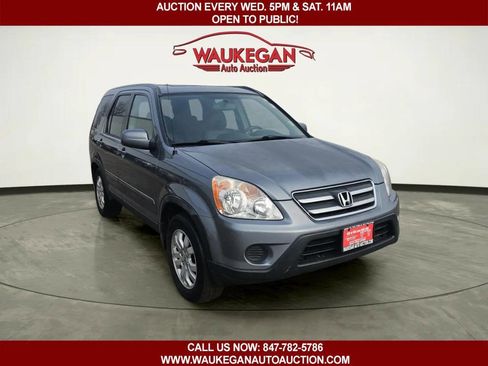 Used 2005 Honda CR-V SE image 3