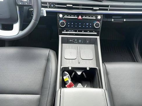 Used 2025 Hyundai Santa Fe Limited image 12