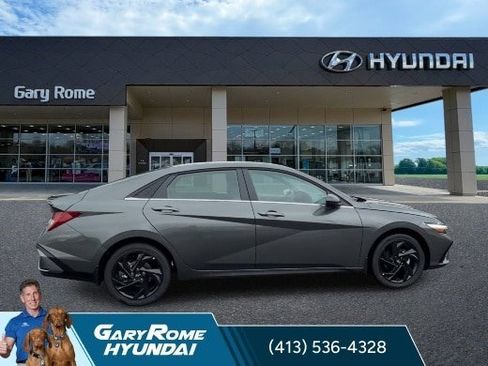 New 2026 Hyundai Elantra SEL Sport Premium FWD image 9