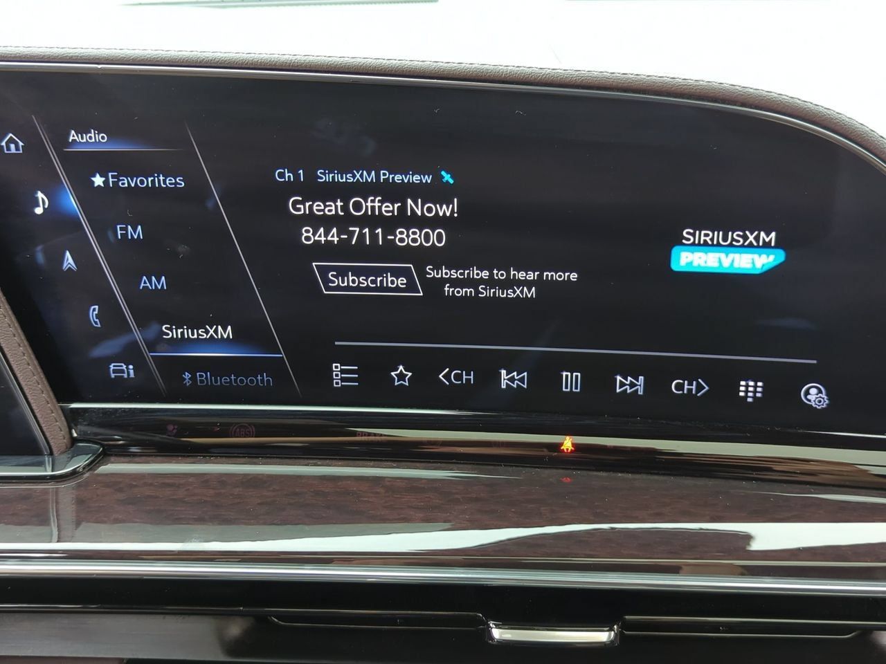 Certified 2023 Cadillac Escalade Premium Luxury Platinum AWD/4WD image 15