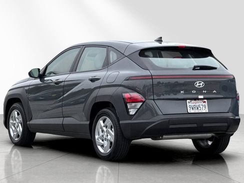 Certified 2026 Hyundai Kona SE FWD image 6