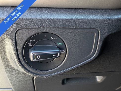 Used 2019 Volkswagen Atlas SE image 22