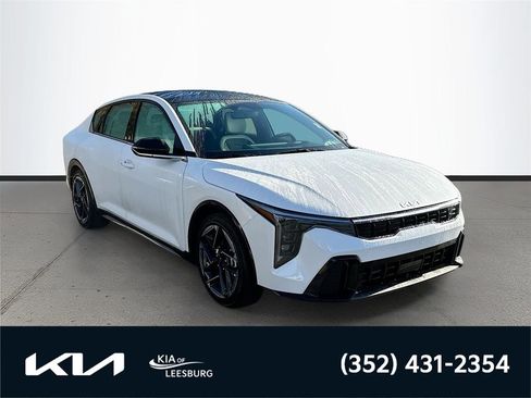 New 2026 Kia K4 GT-Line image 1