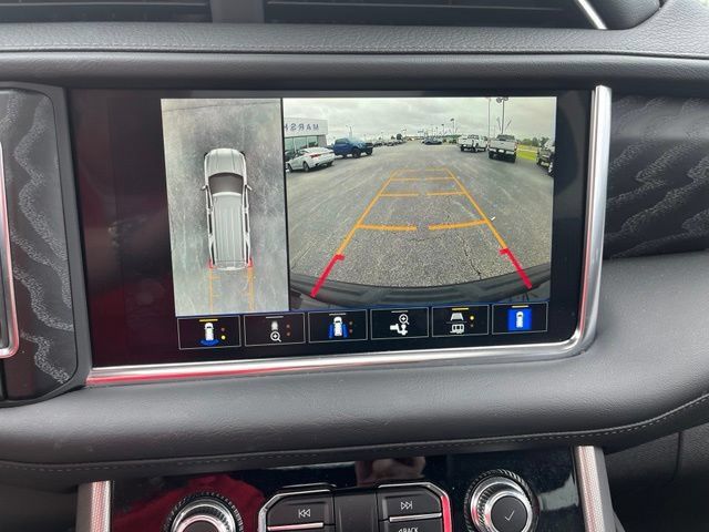 Used 2024 GMC Yukon Denali AWD/4WD image 20