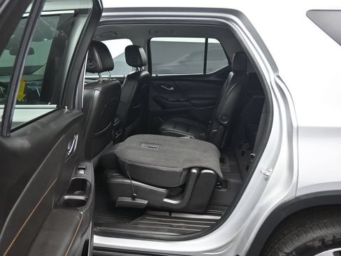 Used 2019 Chevrolet Traverse LT w/ LT Premium Package AWD/4WD image 37