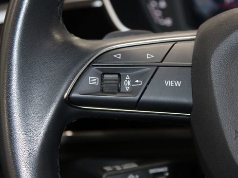 Used 2023 Audi Q3 2.0T Premium Plus w/ Premium Plus Package image 31