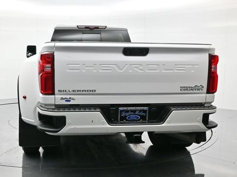 Used 2021 Chevrolet Silverado 3500 High Country image 6