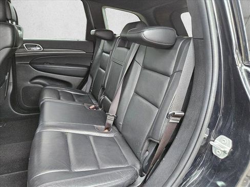 Used 2020 Jeep Grand Cherokee Limited w/ Trailer Tow Group IV RWD image 18