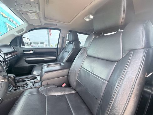 Used 2017 Toyota Tundra Limited AWD/4WD image 25