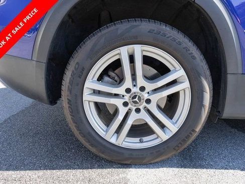 Used 2021 Mercedes-Benz GLB 250 GLB 250 image 10