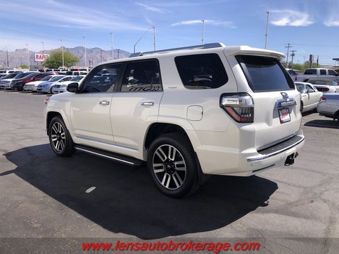 Used 2017 Toyota 4Runner Limited AWD/4WD image 6