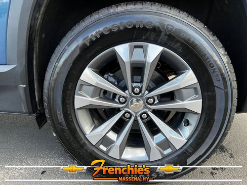 Used 2025 Chevrolet Equinox LT FWD image 6