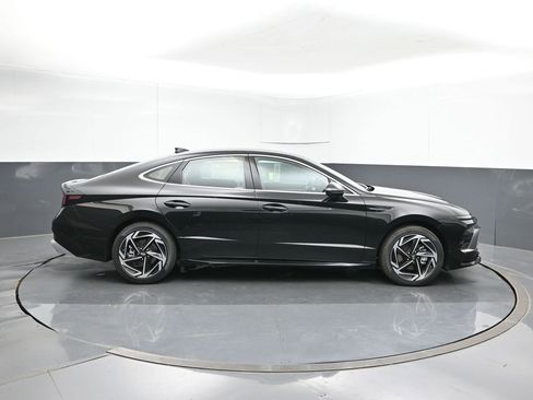 New 2026 Hyundai Sonata SEL FWD image 6