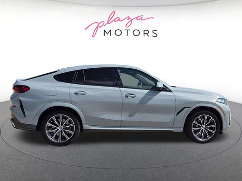 Used 2026 BMW X6 xDrive40i AWD/4WD image 4