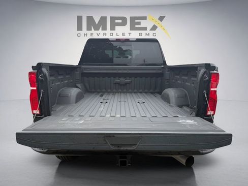 Used 2025 Chevrolet Silverado 2500 High Country w/ High Country Premium Package AWD/4WD image 17