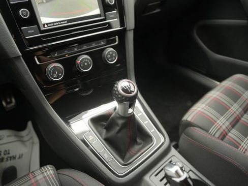 Used 2021 Volkswagen GTI S image 28