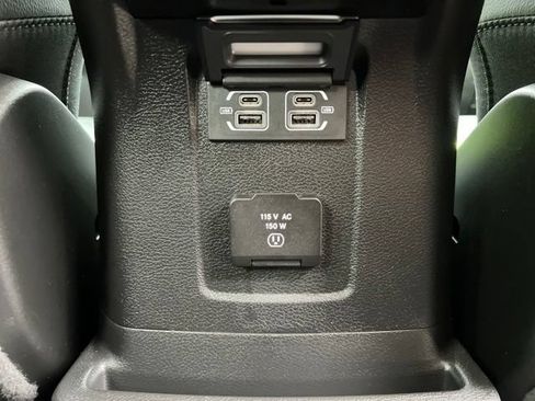 Used 2021 Jeep Wrangler Unlimited Sahara w/ Uconnect 4C Nav & Sound Group AWD/4WD image 15