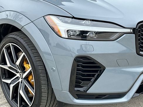 Used 2022 Volvo XC60 T8 Polestar image 10