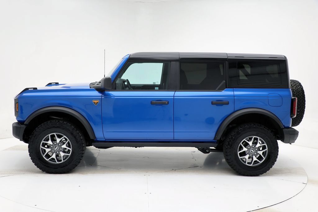 Used 2025 Ford Bronco Badlands AWD/4WD image 5