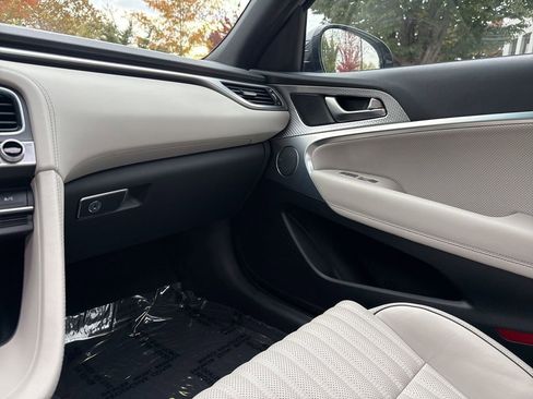 Used 2023 Genesis G70 2.0T w/ Sport Prestige Package image 24