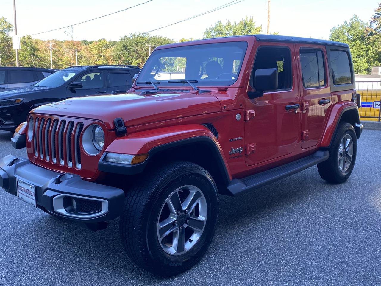 Used 2020 Jeep Wrangler Unlimited Sahara AWD/4WD image 4