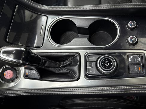 Used 2017 Nissan Maxima Platinum image 30