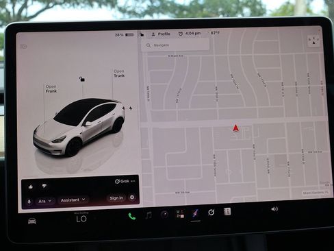 Used 2023 Tesla Model Y Performance AWD/4WD image 50