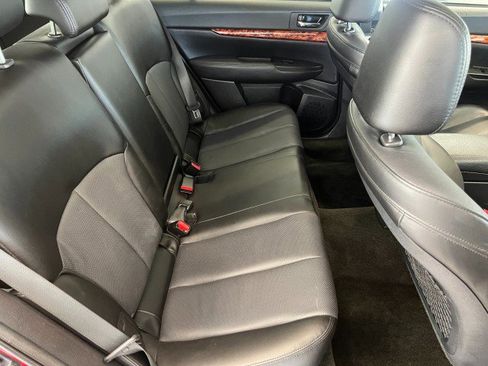Used 2012 Subaru Outback 2.5i Limited w/ Moonroof Pkg image 38