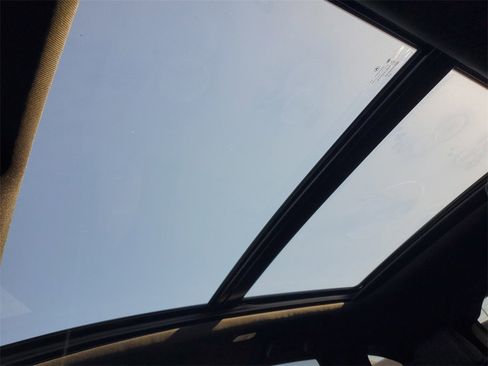 Certified 2025 Acura RDX SH-AWD image 31