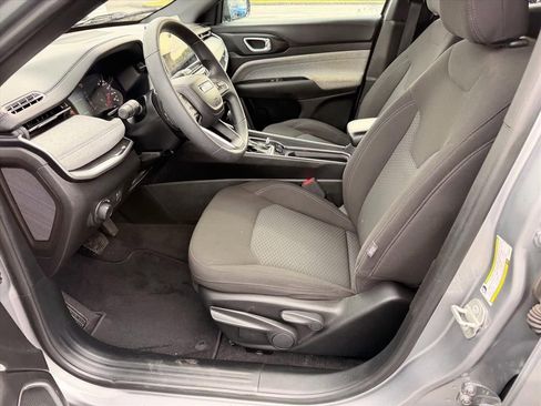Used 2024 Jeep Compass Sport AWD/4WD image 11