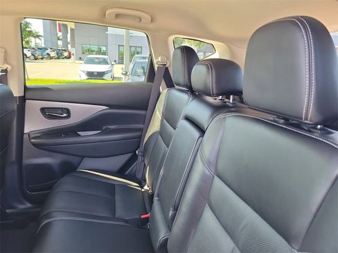 Used 2019 Nissan Murano SL image 15