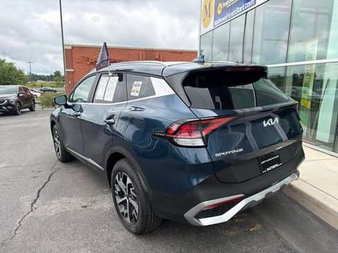 Certified 2024 Kia Sportage EX AWD/4WD image 4