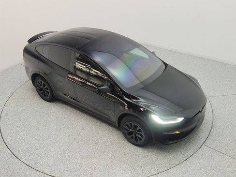 Used 2023 Tesla Model X AWD/4WD image 24