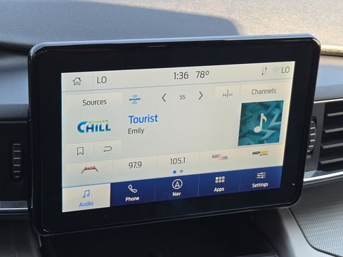 Certified 2022 Ford Explorer XLT w/ Equipment Group 202A image 16