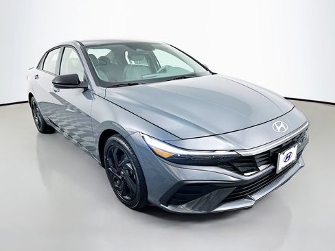 New 2026 Hyundai Elantra Sport image 3