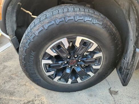 Used 2023 Nissan Frontier Pro-X w/ Pro Convenience Package image 9