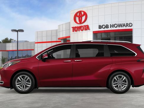 New 2026 Toyota Sienna Limited image 4