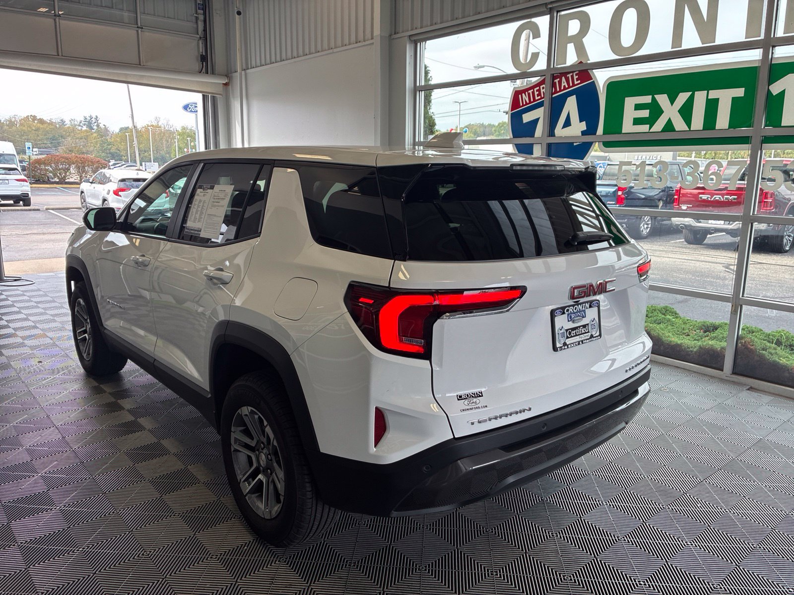 Used 2026 GMC Terrain Elevation FWD image 4