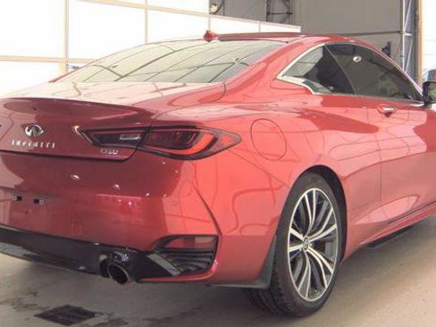 Used 2022 INFINITI Q60 3.0t Luxe w/ Essential Package image 5