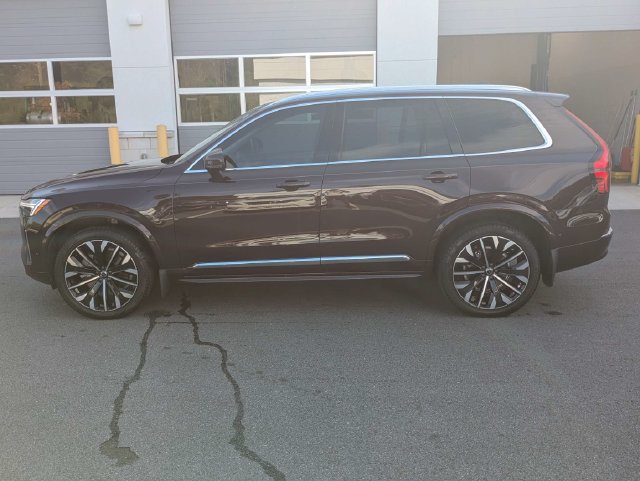 Used 2025 Volvo XC90 B6 Ultra w/ Protection Package AWD/4WD image 7