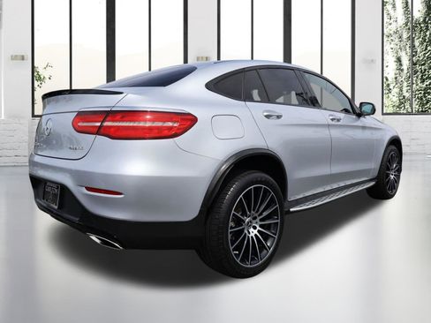 Used 2019 Mercedes-Benz GLC 300 4MATIC Coupe image 5
