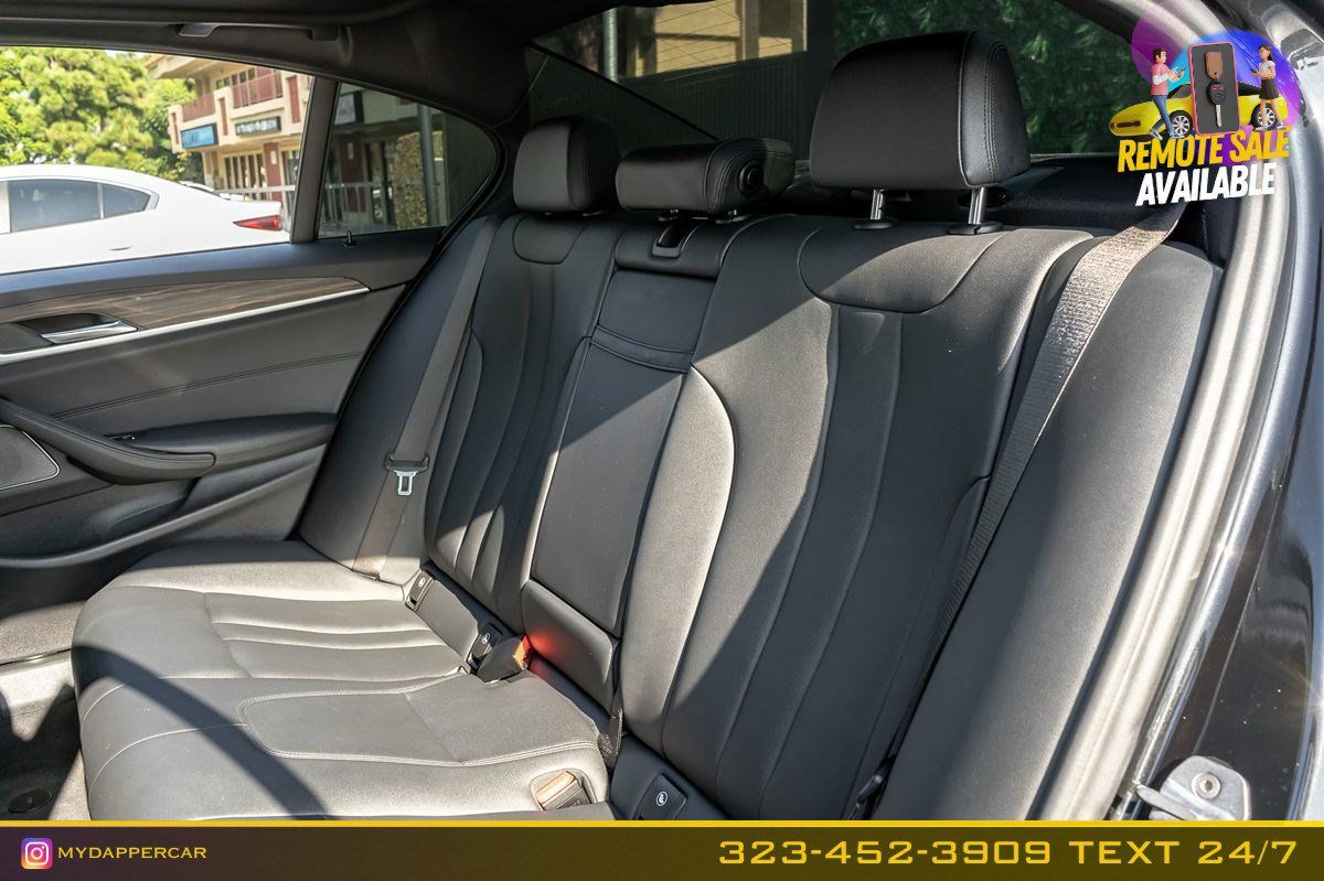 Used 2020 BMW 530i xDrive AWD/4WD image 16